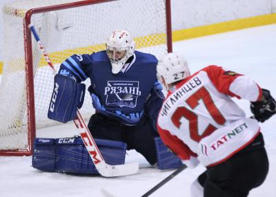 ХК «Рязань» дома проиграл свой последний матч 2016 года